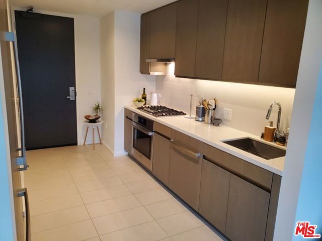 889 Francisco Street 3505, Los Angeles, CA 90017