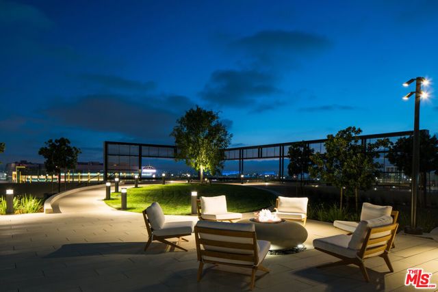 889 Francisco Street 3505, Los Angeles, CA 90017