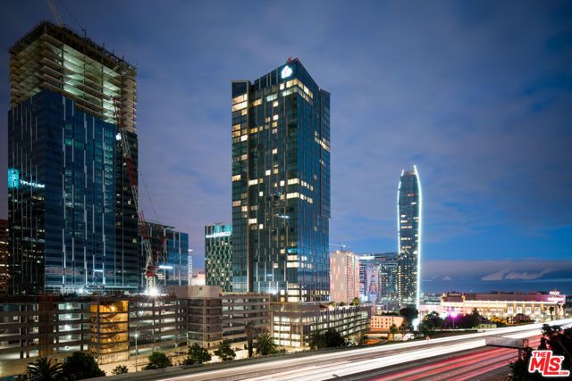 889 Francisco Street 3505, Los Angeles, CA 90017