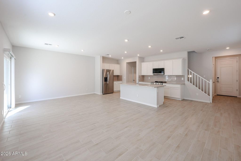 17356 W VILLA HERMOSA Lane, Surprise, AZ 85387 — photo 3