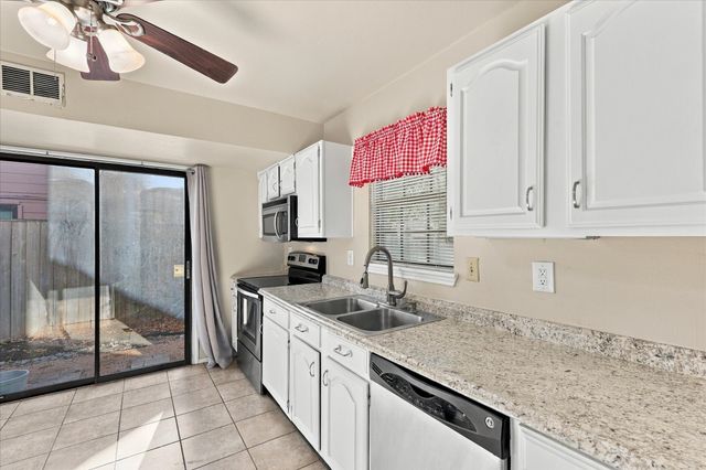 2831 Harbinger Lane, Dallas, TX 75287