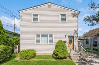 220 Elzey Ave., Elmont, NY 11003