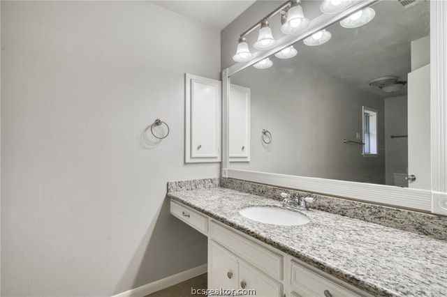 1100 Goode Drive, College Station, TX 77840