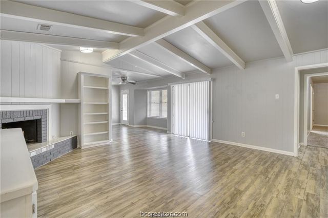 1100 Goode Drive, College Station, TX 77840