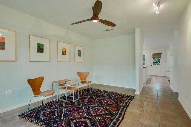 2301 Lawnmont Ave 5, Austin, TX 78756