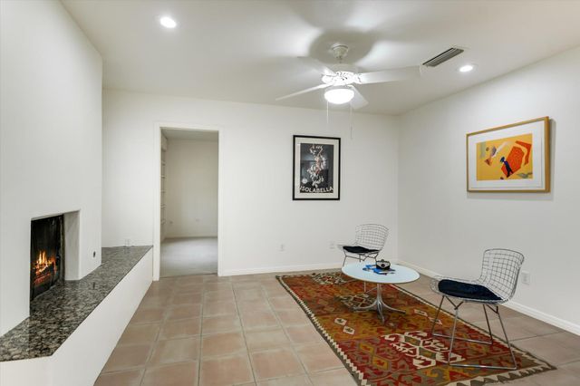 2301 Lawnmont Ave 5, Austin, TX 78756