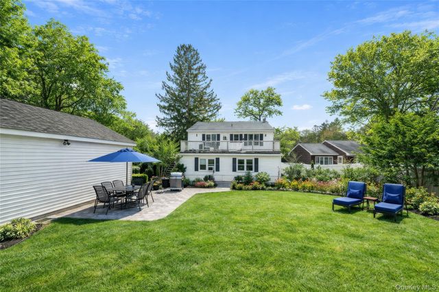 6 Lake Drive, New City, NY 10956
