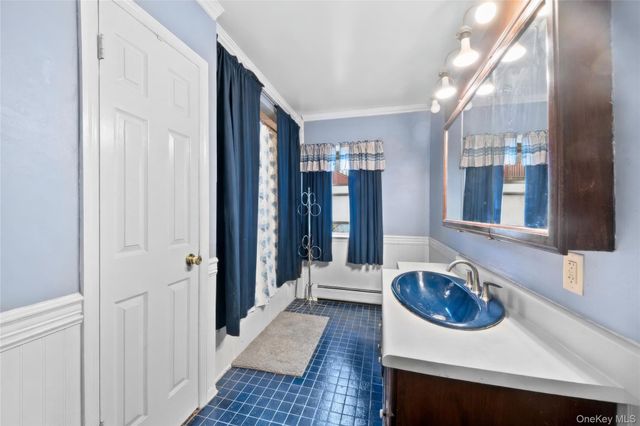6 Lake Drive, New City, NY 10956