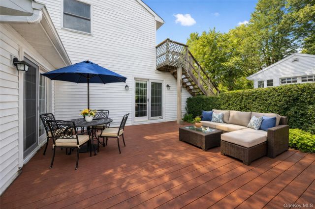 6 Lake Drive, New City, NY 10956