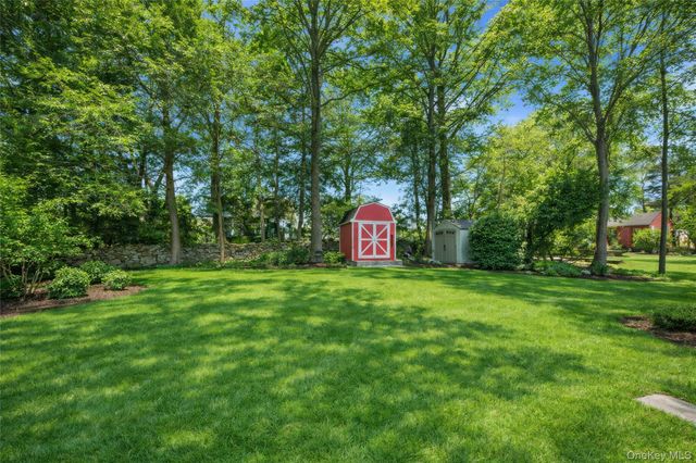 6 Lake Drive, New City, NY 10956