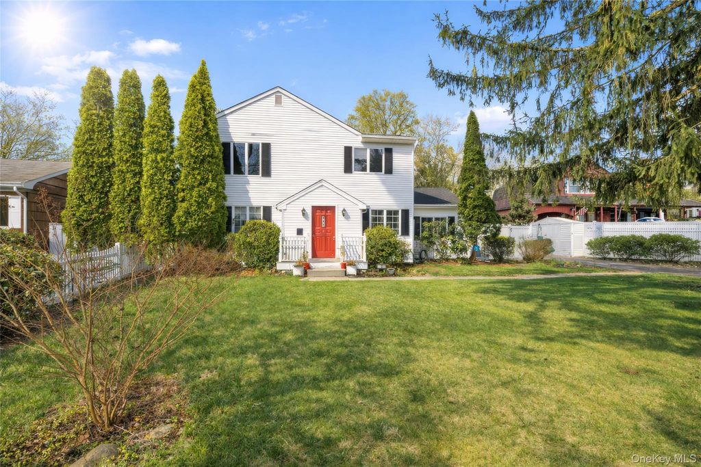 6 Lake Drive, New City, NY 10956