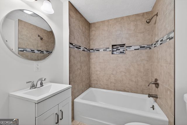 111 Indian Bend Drive, Lagrange, GA 30240