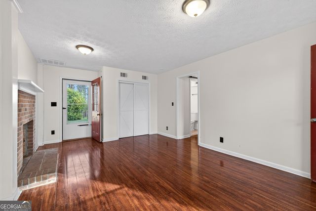 111 Indian Bend Drive, Lagrange, GA 30240