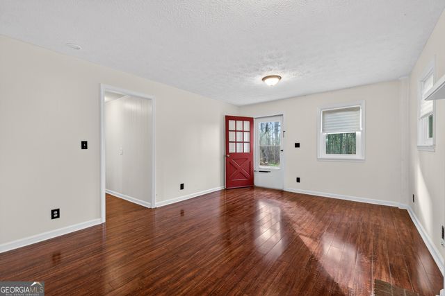 111 Indian Bend Drive, Lagrange, GA 30240