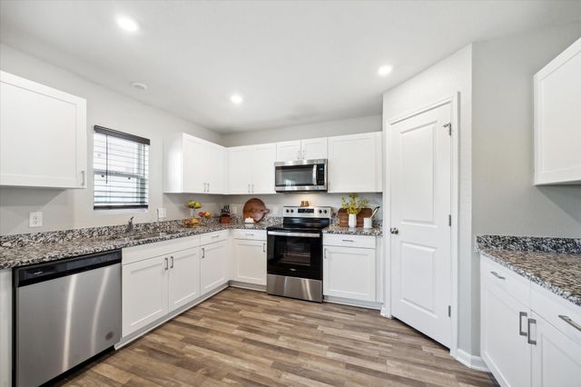 15519 Taylorcrest Drive, Conroe, TX 77306