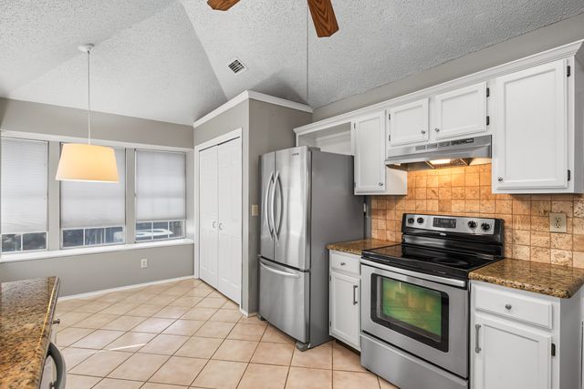 1322 Overlook Drive, Lewisville, TX 75067