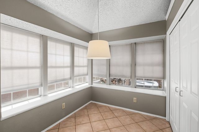 1322 Overlook Drive, Lewisville, TX 75067