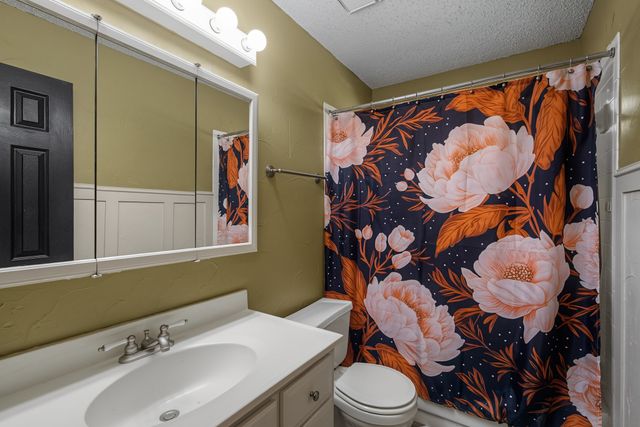 1322 Overlook Drive, Lewisville, TX 75067