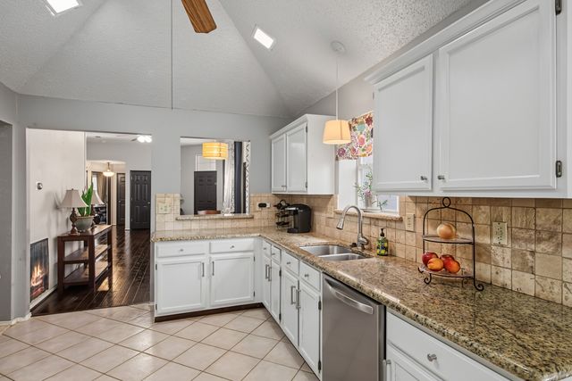 1322 Overlook Drive, Lewisville, TX 75067