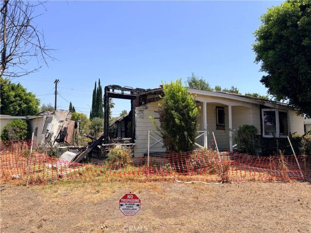 13455 Bassett, Van Nuys, CA 91405