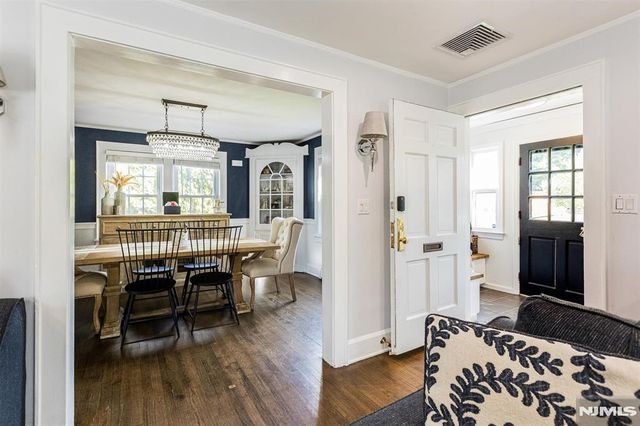 160 Woodland Avenue, Verona, NJ 07044