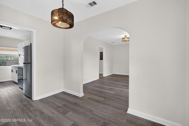 8073 WAKEFIELD Avenue, Jacksonville, FL 32208