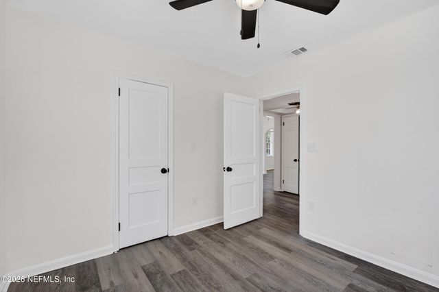8073 WAKEFIELD Avenue, Jacksonville, FL 32208