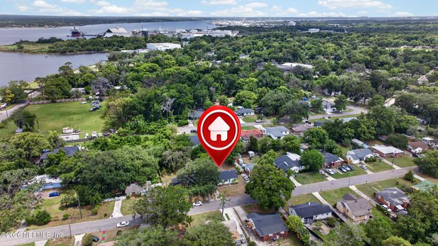 8073 WAKEFIELD Avenue, Jacksonville, FL 32208
