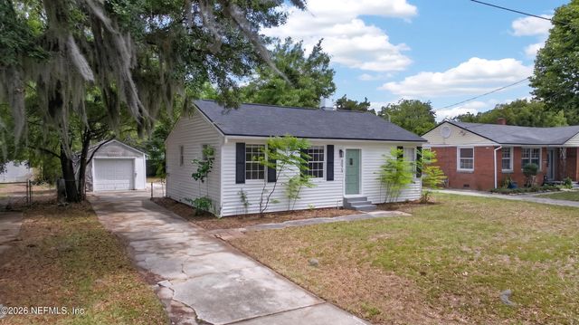 8073 WAKEFIELD Avenue, Jacksonville, FL 32208