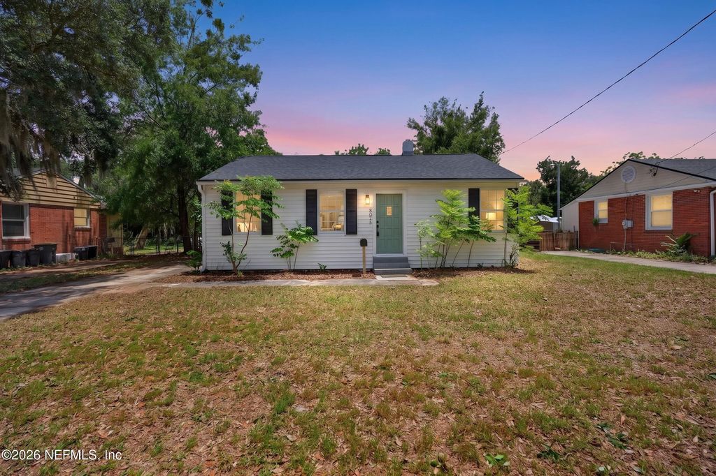8073 WAKEFIELD Avenue, Jacksonville, FL 32208