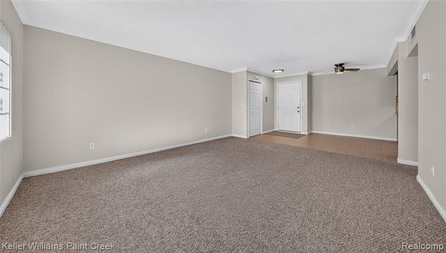 2309 Walton Boulevard 36, Rochester Hills, MI 48309