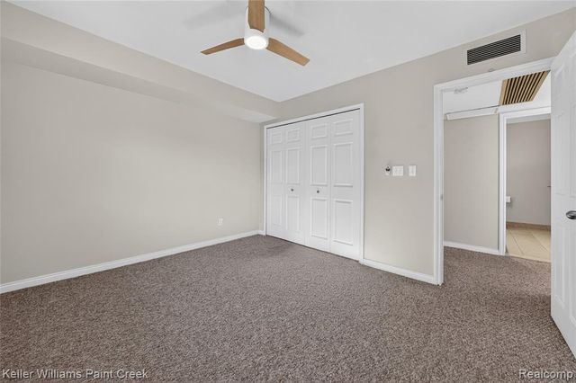 2309 Walton Boulevard 36, Rochester Hills, MI 48309