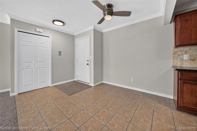 2309 Walton Boulevard 36, Rochester Hills, MI 48309