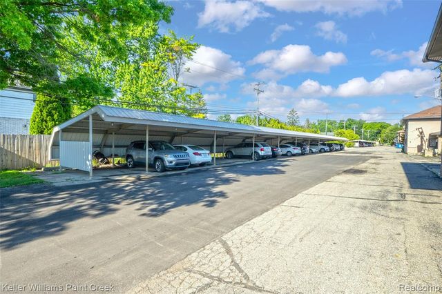 2309 Walton Boulevard 36, Rochester Hills, MI 48309