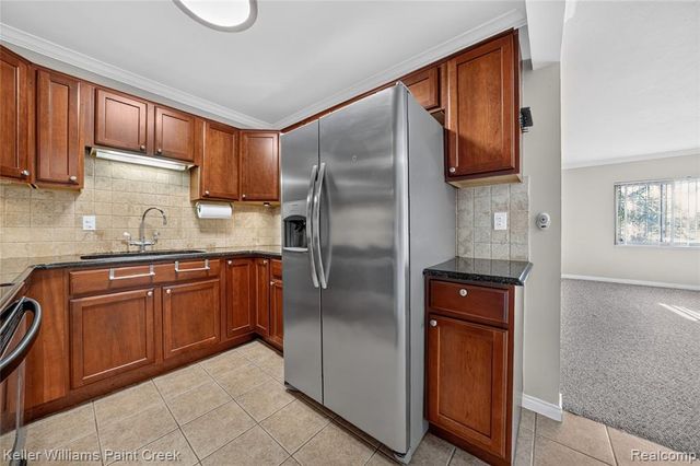 2309 Walton Boulevard 36, Rochester Hills, MI 48309