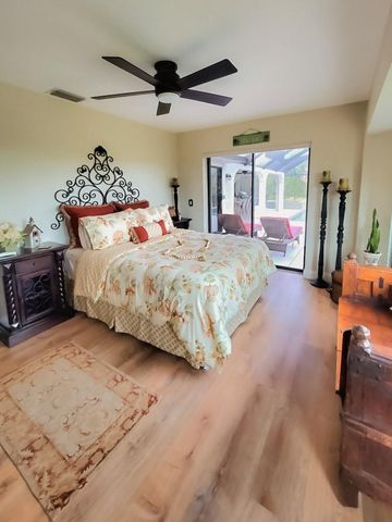 18 RIVERFRONT DRIVE, Venice, FL 34293