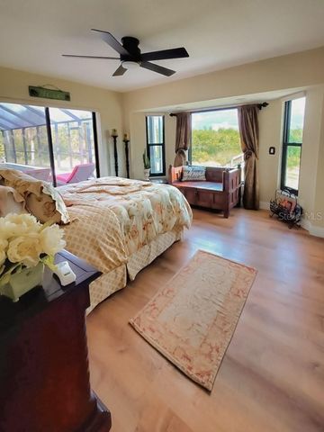 18 RIVERFRONT DRIVE, Venice, FL 34293