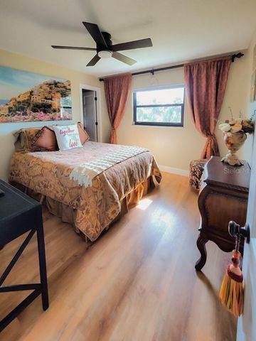 18 RIVERFRONT DRIVE, Venice, FL 34293