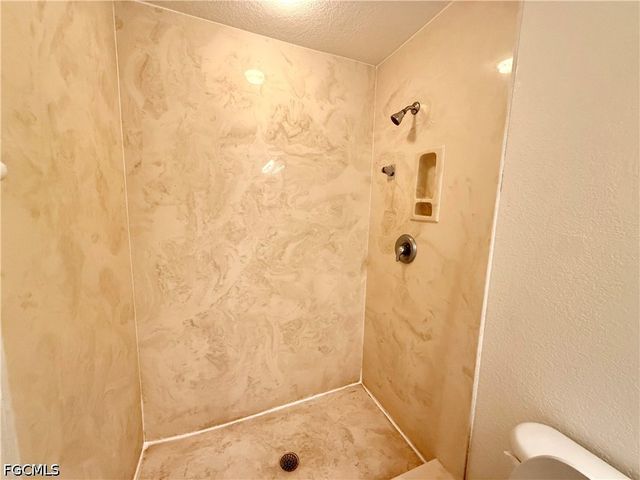 103 E 11th ST, Lehigh Acres, FL 33972