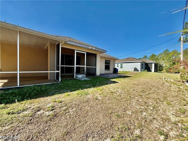 103 E 11th ST, Lehigh Acres, FL 33972