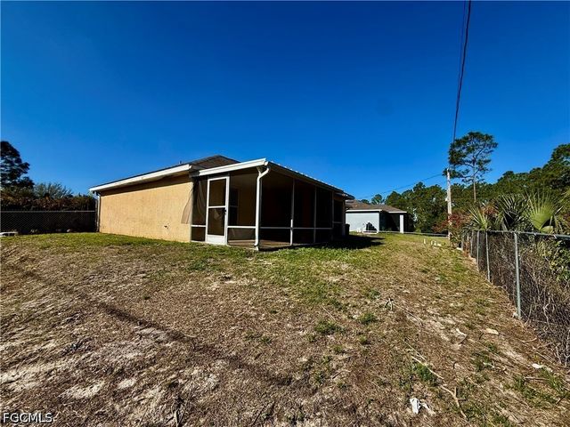 103 E 11th ST, Lehigh Acres, FL 33972