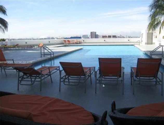 1750 N Bayshore Dr 2510, Miami, FL 33132