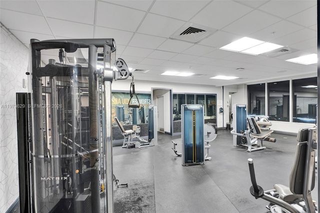 1750 N Bayshore Dr 2510, Miami, FL 33132