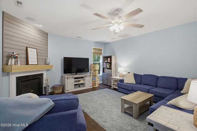 289 Weir Drive, Hampstead, NC 28443