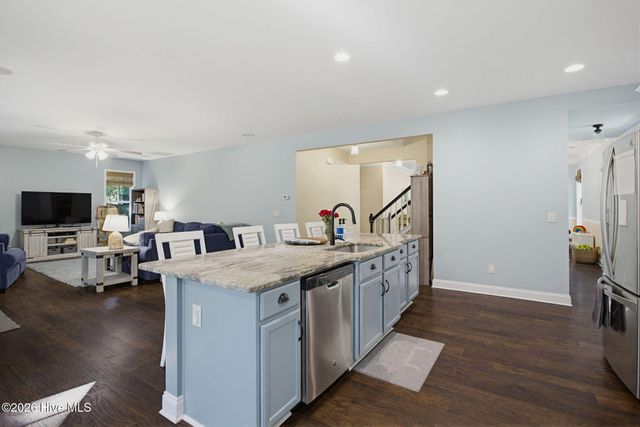 289 Weir Drive, Hampstead, NC 28443