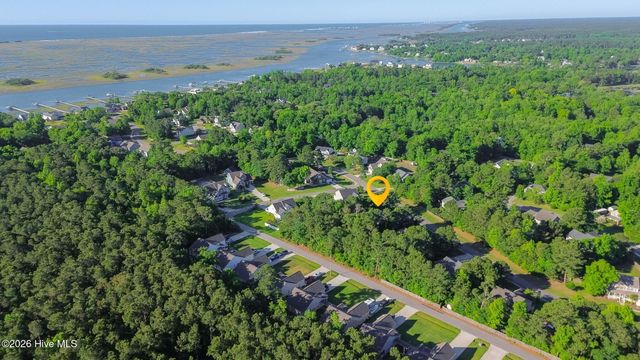 289 Weir Drive, Hampstead, NC 28443