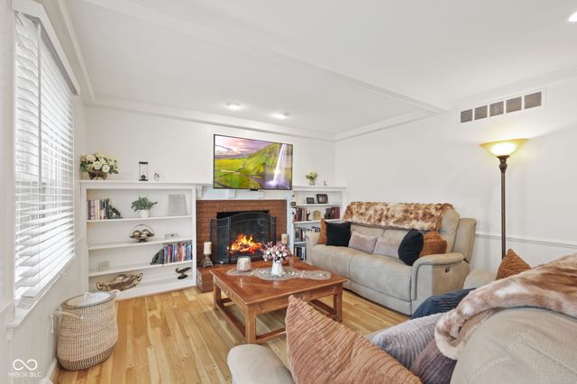 7832 Buckskin Drive, Indianapolis, IN 46250