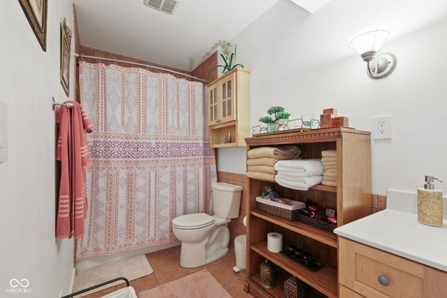 7832 Buckskin Drive, Indianapolis, IN 46250