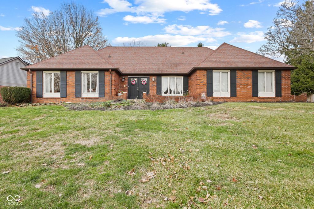 7832 Buckskin Drive, Indianapolis, IN 46250