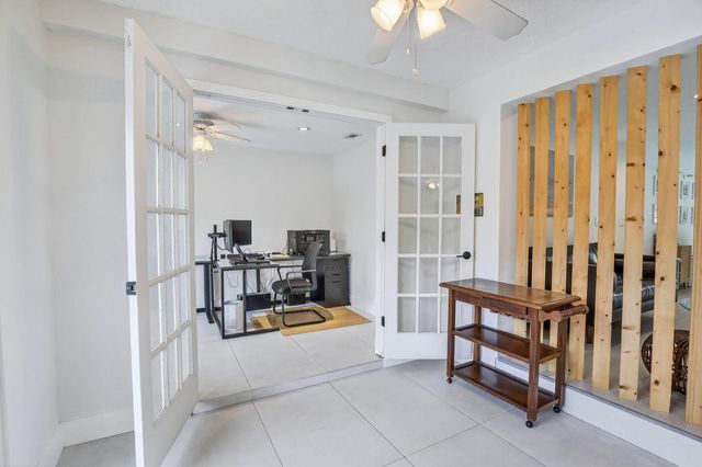 382 S Fig Tree Lane, Plantation, FL 33317